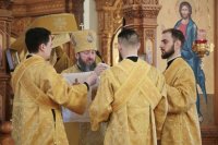 16-День памяти святых новомучеников и исповедников Церкви Русской.  Божественная Литургия в главном храме Восточного Казахстана 