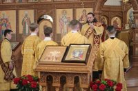 22-День памяти святых новомучеников и исповедников Церкви Русской.  Божественная Литургия в главном храме Восточного Казахстана 