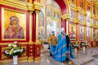 3-День памяти благоверного князя Александра Невского и святителя Митрофана Воронежского. Архиепископ Усть-Каменогорский и Семипалатинский Амфилохий сослужил митрополиту Александру за Божественной Литургией в Александро-Невском соборе Алматы
