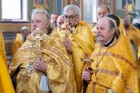 20-День памяти благоверного князя Александра Невского и святителя Митрофана Воронежского. Архиепископ Усть-Каменогорский и Семипалатинский Амфилохий сослужил митрополиту Александру за Божественной Литургией в Александро-Невском соборе Алматы
