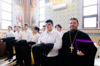 23-День памяти благоверного князя Александра Невского и святителя Митрофана Воронежского. Архиепископ Усть-Каменогорский и Семипалатинский Амфилохий сослужил митрополиту Александру за Божественной Литургией в Александро-Невском соборе Алматы