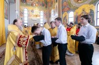 24-День памяти благоверного князя Александра Невского и святителя Митрофана Воронежского. Архиепископ Усть-Каменогорский и Семипалатинский Амфилохий сослужил митрополиту Александру за Божественной Литургией в Александро-Невском соборе Алматы