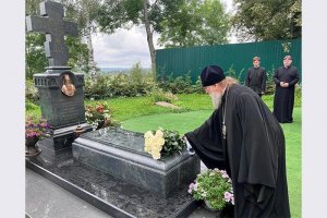 Управляющий Усть-Каменогорской и Семипалатинской епархией почтил память первого Патриаршего экзарха всея Беларуси митрополита Филарета (Вахромеева)