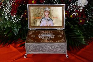 В день памяти великомученицы Екатерины управляющий Усть-Каменогорской и Семипалатинской епархией сослужил митрополиту Александру за Божественной Литургией в старейшем храме Астаны
