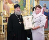 24-В день памяти великомученицы Екатерины управляющий Усть-Каменогорской и Семипалатинской епархией сослужил митрополиту Александру за Божественной Литургией в старейшем храме Астаны