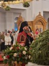 3-В святую рождественскую ночь в главном храме Рудного Алтая была совершена Божественная Литургия