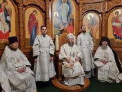 30-В святую рождественскую ночь в главном храме Рудного Алтая была совершена Божественная Литургия