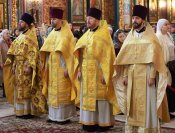 4-В день отдания праздника Введения во Храм Богородицы архиепископ Усть-Каменогорский и Семипалатинский Амфилохий сослужил Главе Митрополичьего округа за Божественной Литургией в главном храме Астаны