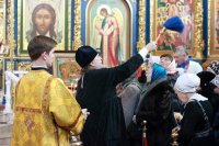 22-В день отдания праздника Введения во Храм Богородицы архиепископ Усть-Каменогорский и Семипалатинский Амфилохий сослужил Главе Митрополичьего округа за Божественной Литургией в главном храме Астаны
