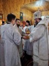 10-В день попразднства Рождества Христова архиепископ Амфилохий возглавил служение Божественной Литургии  в Покровском соборе города Усть-Каменогорска