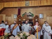 32-В день попразднства Рождества Христова архиепископ Амфилохий возглавил служение Божественной Литургии  в Покровском соборе города Усть-Каменогорска
