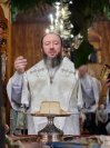 34-В день попразднства Рождества Христова архиепископ Амфилохий возглавил служение Божественной Литургии  в Покровском соборе города Усть-Каменогорска