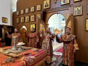 34-В Неделю 6-ю по Пасхе архиепископ Амфилохий совершил Божественную Литургию  в Андреевском кафедральном соборе
