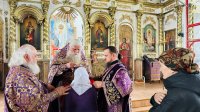 3-В пятницу 4-ой седмицы Великого поста архиепископ Амфилохий совершил Божественную Литургию Преждеосвященных Даров в Воскресенском кафедральном соборе города Семипалатинска