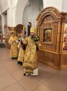16-В Андреевском кафедральном соборе  было совершено праздничное вечернее богослужение в честь дня памяти святого апостола Андрея Первозванного
