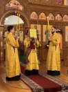 18-В Андреевском кафедральном соборе  было совершено праздничное вечернее богослужение в честь дня памяти святого апостола Андрея Первозванного
