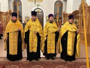 19-В Андреевском кафедральном соборе  было совершено праздничное вечернее богослужение в честь дня памяти святого апостола Андрея Первозванного