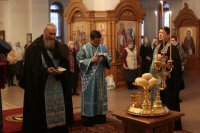 7-Накануне праздника Сретения Господня в Андреевском кафедральном соборе было совершено всенощное бдение 