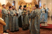 14-Накануне праздника Сретения Господня в Андреевском кафедральном соборе было совершено всенощное бдение 