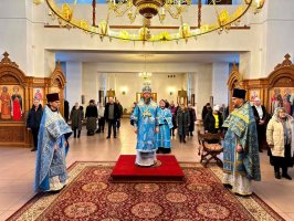 Божественная Литургия в день празднования Сретения Господа Бога и Спаса нашего Иисуса Христа