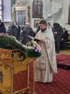10-В день предпразднства Крещения Господня архиепископ Амфилохий совершил Божественную Литургию в Воскресенском кафедральном соборе города Семипалатинска