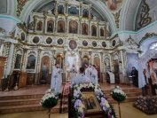 19-В день предпразднства Крещения Господня архиепископ Амфилохий совершил Божественную Литургию в Воскресенском кафедральном соборе города Семипалатинска