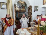 25-В день предпразднства Крещения Господня архиепископ Амфилохий совершил Божественную Литургию в Воскресенском кафедральном соборе города Семипалатинска