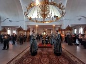 7-Архиепископ Амфилохий возглавил служение Великого повечерия с чтением первой части покаянного канона преподобного Андрея Критского