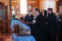 5-Митрополит Александр посетил Покровский храм Усть-Каменогорска, отмечающий 20-летие возрождения богослужебной жизни