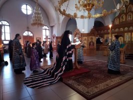 Архиепископ Амфилохий совершил великое повечерие с чтением заключительной части покаянного канона преподобного Андрея Критского