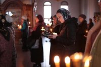 10-Архиепископ Амфилохий совершил великое повечерие с чтением заключительной части покаянного канона преподобного Андрея Критского