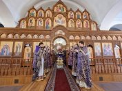 27-В неделю преподобной Марии Египетской Глава Митрополичьего округа совершил Литургию в Андреевском кафедральном соборе Усть-Каменогорска