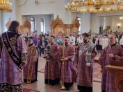 28-В неделю преподобной Марии Египетской Глава Митрополичьего округа совершил Литургию в Андреевском кафедральном соборе Усть-Каменогорска