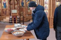 2-В пятницу первой седмицы Великого поста в Андреевском соборе прошли великопостные богослужения 
