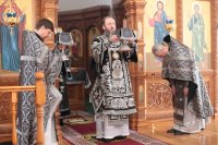 16-В пятницу первой седмицы Великого поста в Андреевском соборе прошли великопостные богослужения 