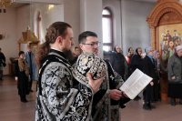 29-В пятницу первой седмицы Великого поста в Андреевском соборе прошли великопостные богослужения 