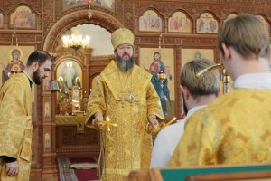 Воскресная Божественная Литургия в Андреевском кафедральном соборе