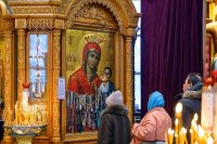 1-В неделю о мытаре и фарисее архиепископ Усть-Каменогорский и Семипалатинский Амфилохий сослужил митрополиту Александру за Божественной Литургией в Иверско-Серафимовском монастыре, отмечающем престольный праздник