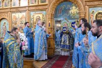 23-В неделю о мытаре и фарисее архиепископ Усть-Каменогорский и Семипалатинский Амфилохий сослужил митрополиту Александру за Божественной Литургией в Иверско-Серафимовском монастыре, отмечающем престольный праздник