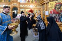 36-В неделю о мытаре и фарисее архиепископ Усть-Каменогорский и Семипалатинский Амфилохий сослужил митрополиту Александру за Божественной Литургией в Иверско-Серафимовском монастыре, отмечающем престольный праздник