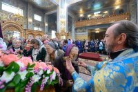 37-В неделю о мытаре и фарисее архиепископ Усть-Каменогорский и Семипалатинский Амфилохий сослужил митрополиту Александру за Божественной Литургией в Иверско-Серафимовском монастыре, отмечающем престольный праздник