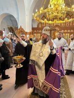 Молебное пение на Новолетие в Андреевском кафедральном соборе города Усть-Каменогорска