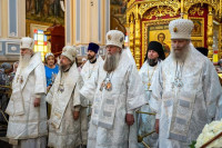 6-Глава и архипастыри Казахстанского Митрополичьего округа молитвенно почтили 1700-летие I Вселенского Собора