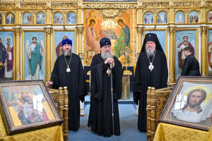 В день памяти пророка Божия Илии архиепископ Усть-Каменогорский и Семипалатинский Амфилохий сослужил митрополиту Александру за Божественной Литургией в Константино-Еленинском соборе Астаны. 