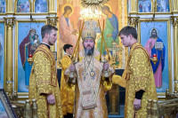 12-В день памяти пророка Божия Илии архиепископ Усть-Каменогорский и Семипалатинский Амфилохий сослужил митрополиту Александру за Божественной Литургией в Константино-Еленинском соборе Астаны. 