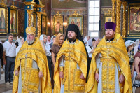 6-В воскресный день, отмеченный памятью пророка Божия Иезекииля, Управляющий Усть-Каменогорской и Семипалатинской епархией сослужил Главе Митрополичьего округа за Божественной Литургией в Успенском кафедральном соборе Астаны