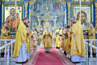 11-В воскресный день, отмеченный памятью пророка Божия Иезекииля, Управляющий Усть-Каменогорской и Семипалатинской епархией сослужил Главе Митрополичьего округа за Божественной Литургией в Успенском кафедральном соборе Астаны
