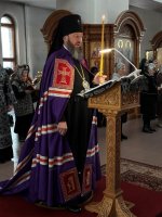 В Андреевском кафедральном соборе было совершено Великое повечерие с чтением второй части Покаянного канона преподобного Андрея Критского
