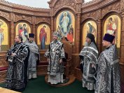 7-Первая Литургия Преждеосвященных Даров была совершена в Андреевском кафедральном соборе