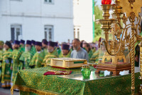 16-Архиепископ Усть-Каменогорский и Семипалатинский Амфилохий принял участие в торжествах по случаю 30-летия обретения мощей святого праведного старца Феодора Томского